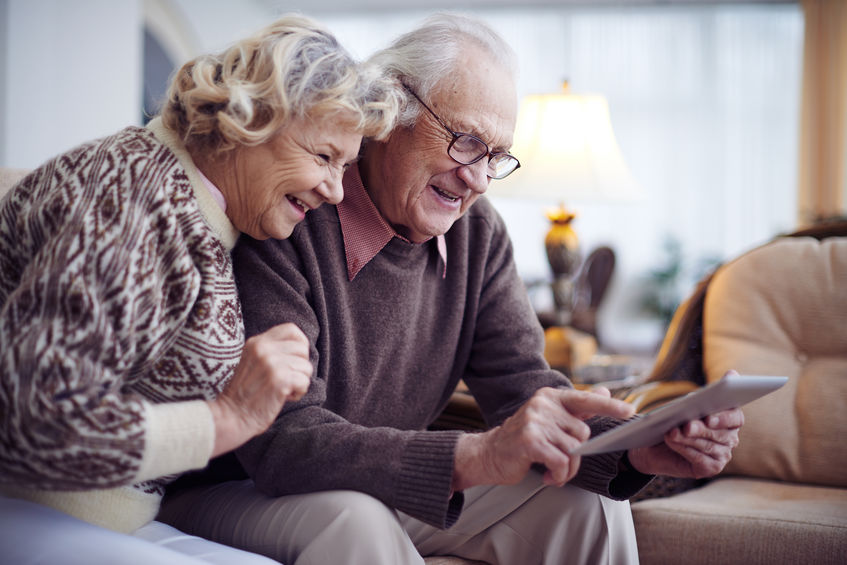 Technology and Gadgets That Make Life Easier for Dementia Patients and